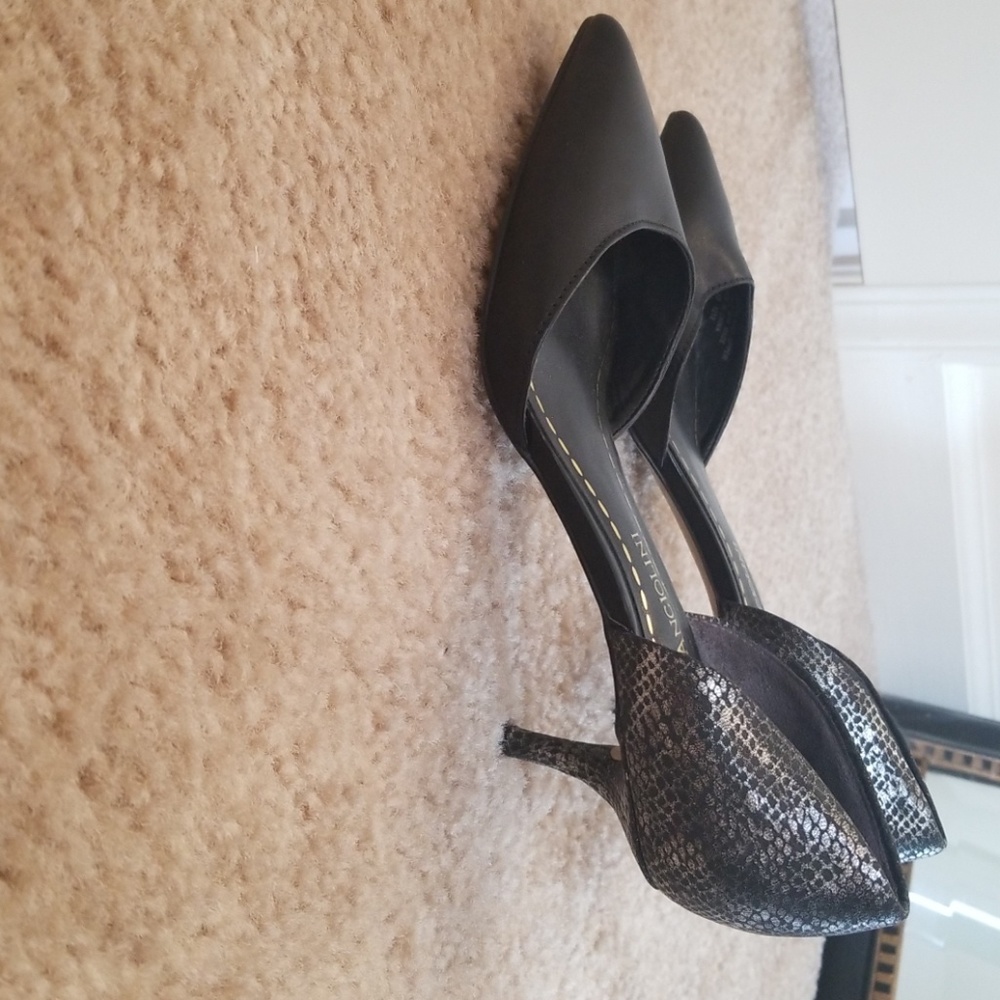 Shoe - Picture 2 of 2